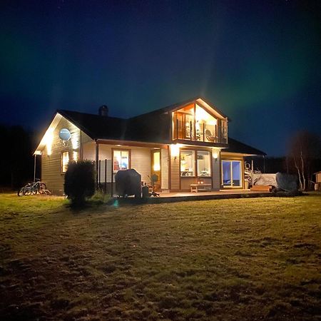 Cottage With Good Standard Next To Neiden River Eksteriør bilde